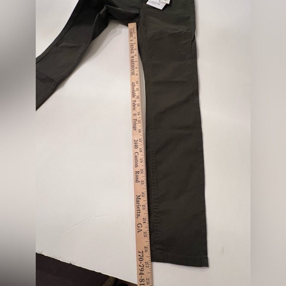 NINETEEN 91 MID RISE SATEEN JUNGLE GREEN JEGGING JEANS. SIZE 0 - Picture 3 of 9